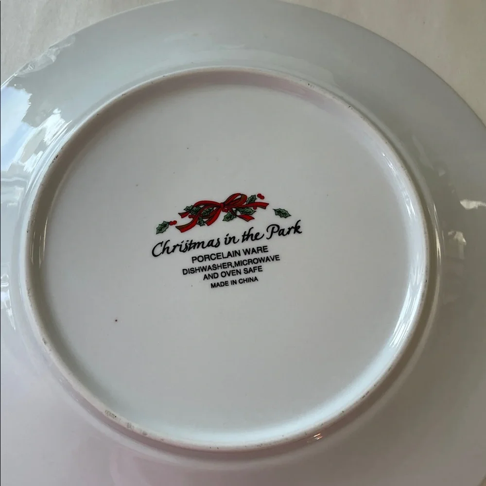 China “Christmas In The Park” Porcelain Ware 11.5 ” Rimmed Dinner Plates – Set 2